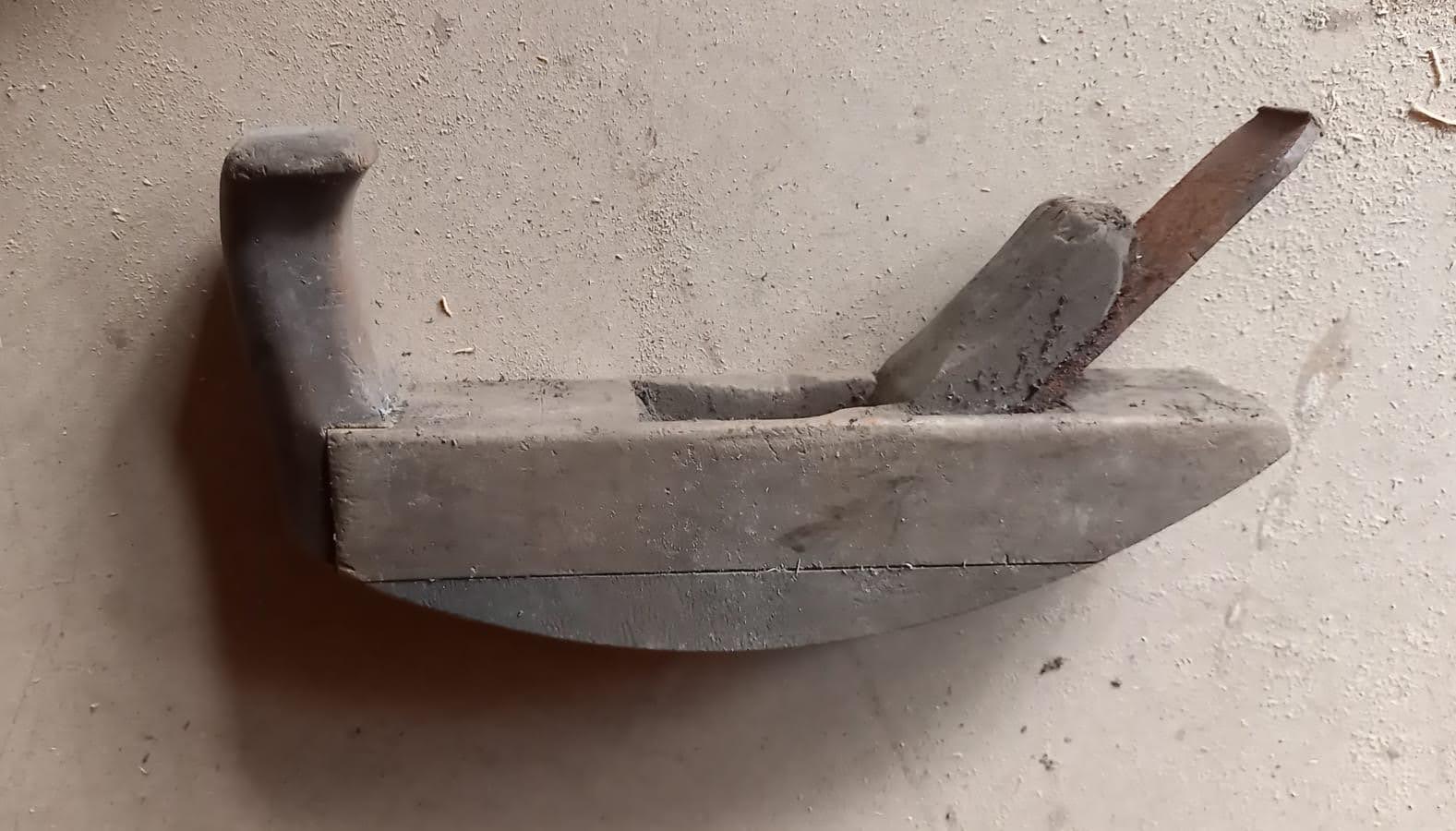 Pialla curva piccola